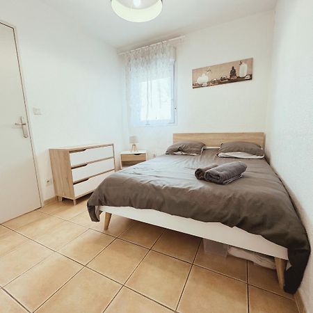 Appartement Residence Prive Avec Parking Wifi Clim Piscine Avignon Luaran gambar