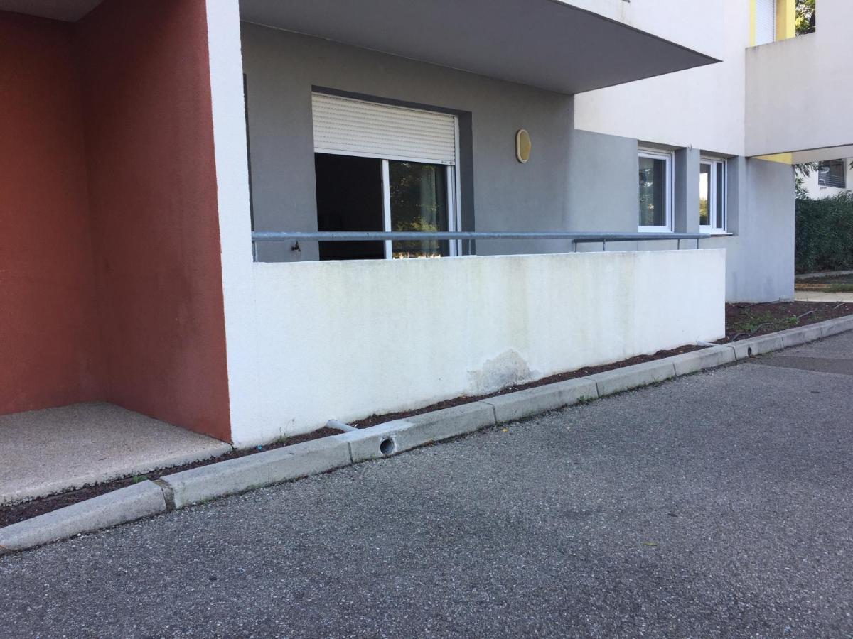Appartement Residence Prive Avec Parking Wifi Clim Piscine Avignon Luaran gambar