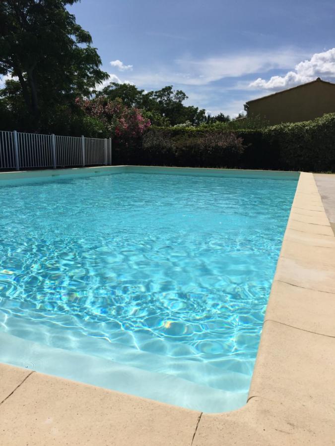 Appartement Residence Prive Avec Parking Wifi Clim Piscine Avignon Luaran gambar