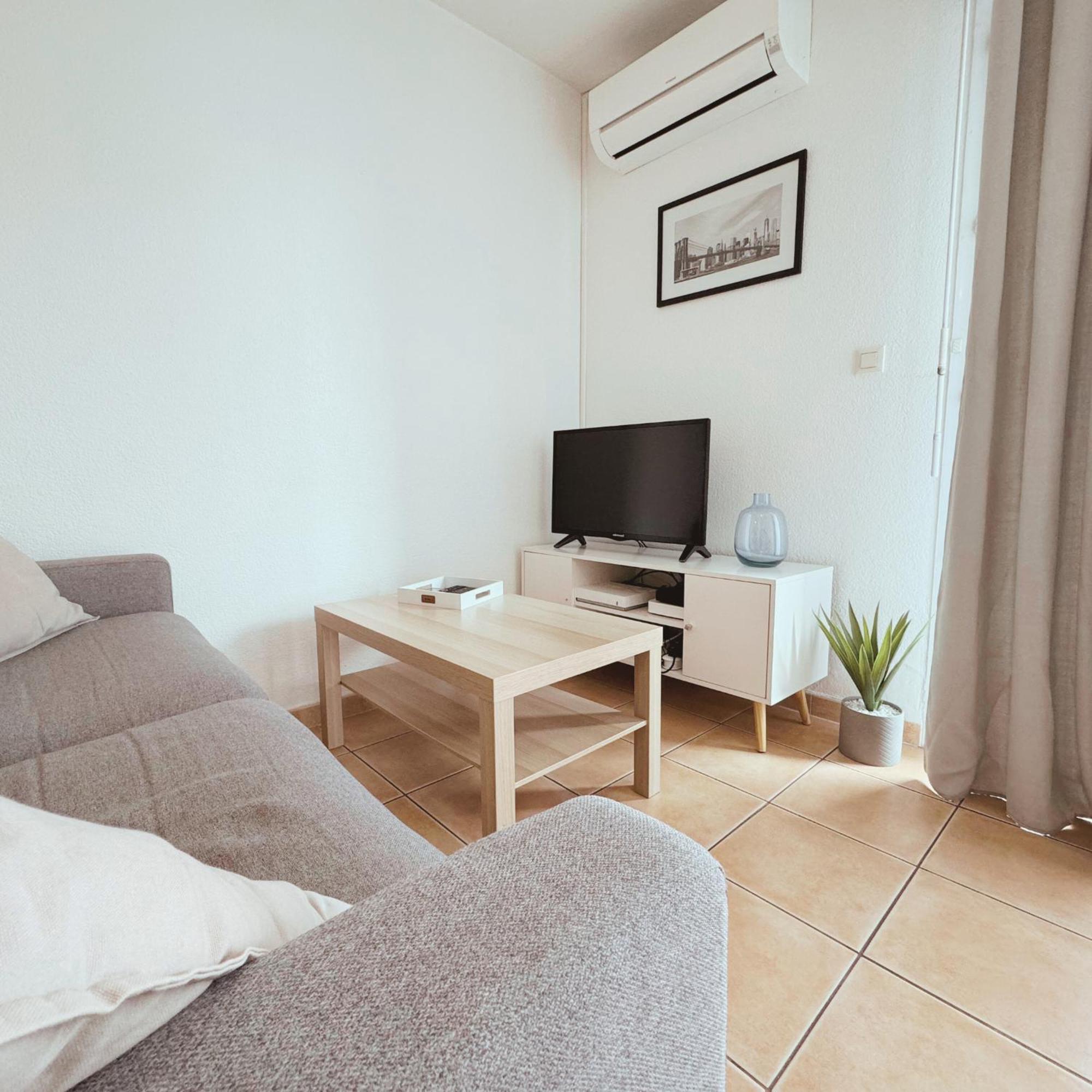 Appartement Residence Prive Avec Parking Wifi Clim Piscine Avignon Luaran gambar