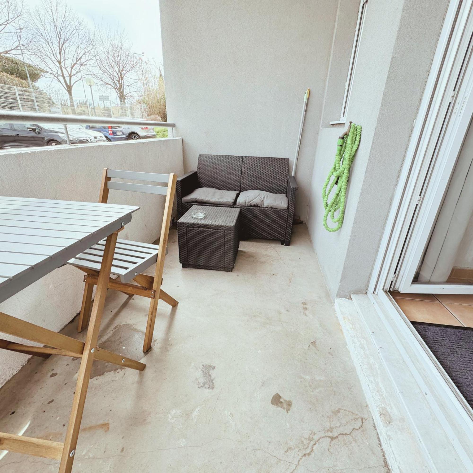 Appartement Residence Prive Avec Parking Wifi Clim Piscine Avignon Luaran gambar
